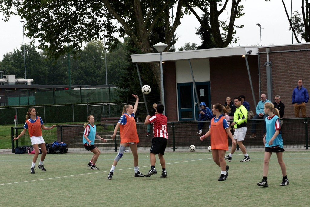 Korfbal B5  21 september-001.jpg